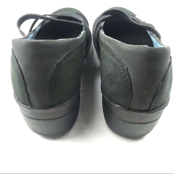 Crocs Patricia Leather Slip On Shoes Size 8W - Picture 5 of 10